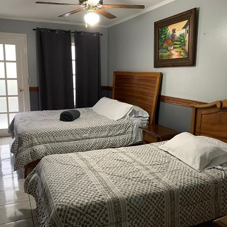 Sunrise By A-1 Bed & Breakfast Alajuela Екстериор снимка