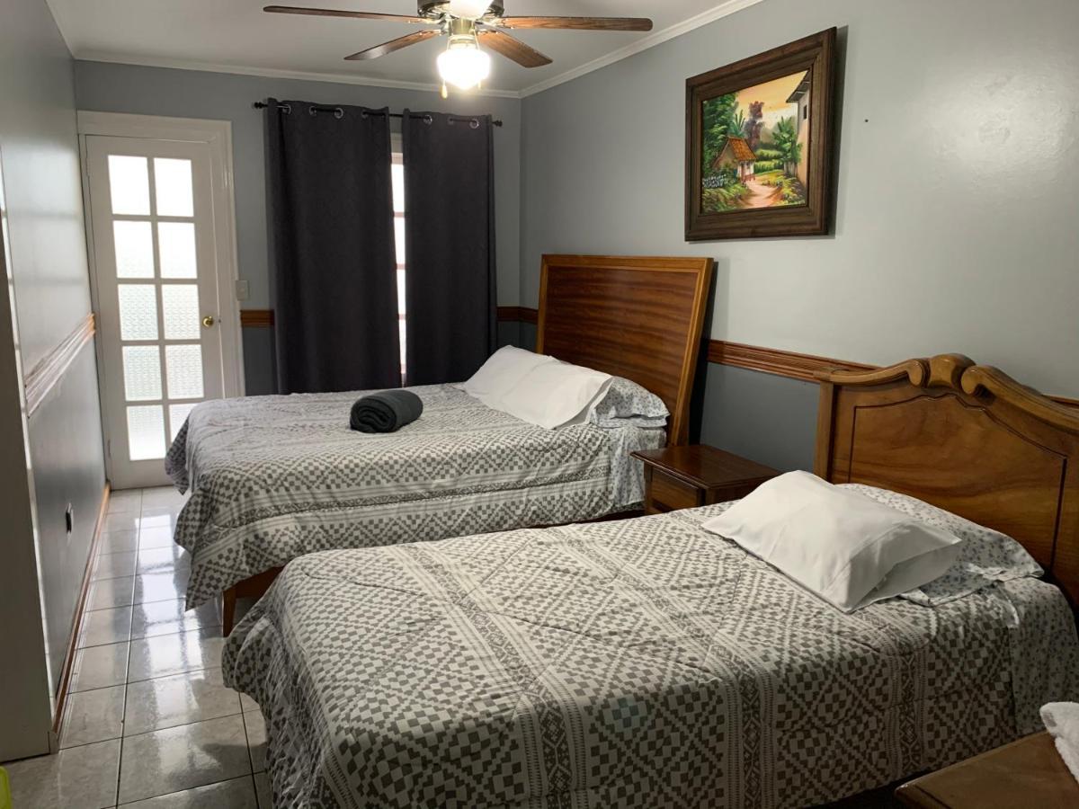 Sunrise By A-1 Bed & Breakfast Alajuela Екстериор снимка